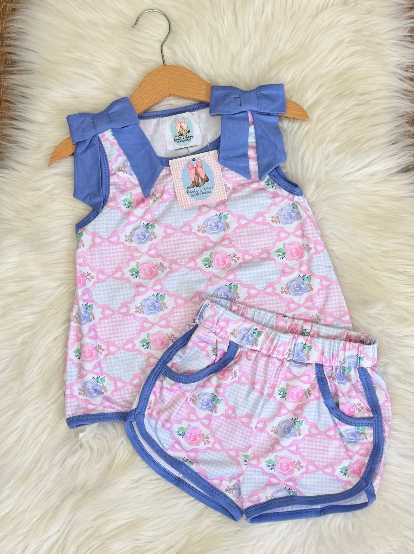 Blossoming Bows Knit Shorts Set