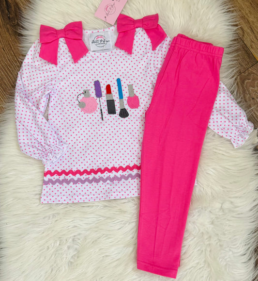 PREORDER 92 - Molly's Makeup