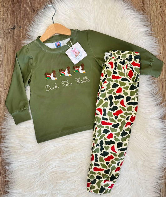 Duck The Halls French Knot Jogger Set